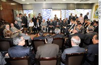 Governadores negociam com Sarney mais recursos para o Norte e Nordeste