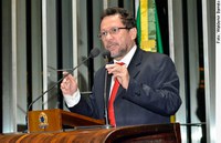 João Pedro registra lançamento de Grupo Parlamentar Brasil-Venezuela