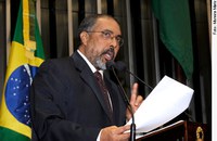 Paulo Paim apresenta emenda à LDO para assegurar reajuste anual a aposentados e pensionistas