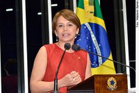 Ângela Portela comemora lançamento de segunda fase do programa Minha casa Minha Vida