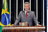 Rollemberg propõe mudanças no programa espacial brasileiro