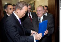 Sarney a Ban Ki-moon: Brasil se julga credenciado a membro permanente do Conselho de Segurança da ONU