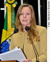 PEC de Vanessa Grazziotin estende benefícios trabalhistas aos empregados domésticos