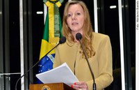 Vanessa Grazziotin quer garantir direitos dos trabalhadores domésticos