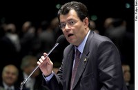 Eduardo Braga relata garantia do governo de que MP não prejudicará Zona Franca de Manaus