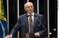 Suplicy quer inclusão na pauta de projeto de lei que moderniza licitações