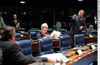 Dinheiro público para fusão Carrefour-Pão de Açúcar preocupa senadores