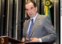 Aloysio Nunes apresenta projeto para regular relação das ONGs com o poder público