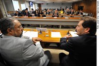 Sindicatos veem falhas em proposta de manutenção de plano de saúde por aposentados e demitidos