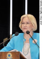 Ana Amélia homenageia Padre Roberto Landell de Moura, precursor brasileiro do rádio