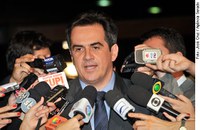 Posse de Cunha Lima será nesta terça-feira