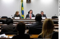 CCJ aprova recondução de integrantes do Conselho do Ministério Público