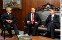 Sarney recebe do TCU relatório sobre obras irregulares