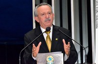 Benedito de Lira defende penas mais severas para motoristas bêbados