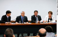 Emenda ao Orçamento prevê ganho real para aposentados em 2012