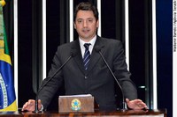 Sérgio Souza comemora aprovação do Código Florestal em comissões do Senado