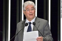 Requião pede medidas mais firmes para enfrentamento da crise mundial