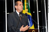 Anibal Diniz saúda lançamento do programa Viver Sem Limite