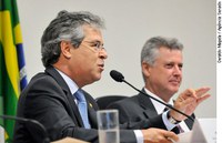 Jorge Viana inclui normas para recomposição de APPs e capítulo para agricultura familiar no Código Florestal