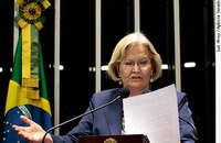 Ana Amélia pede recursos para a saúde e manifesta apoio a 'jalecaço'