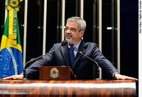 Humberto Costa comemora universalização do Samu em Pernambuco