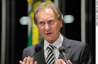 Casildo Maldaner propõe criação do Fundo Nacional de Defesa Civil