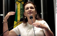Kátia Abreu enaltece relatores por reconhecerem importância do produtor rural no Código Florestal