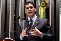 Ricardo Ferraço pede mais discussão sobre isenção do ICMS nas operações interestaduais com importados