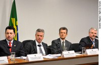 Senadores ouvem Chevron sobre vazamento na Bacia de Campos