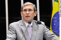 Paulo Davim elogia iniciativa do governo para melhorar qualidade de serviços de saúde