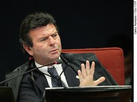 STF pode retomar nesta quarta julgamento da Lei da Ficha Limpa