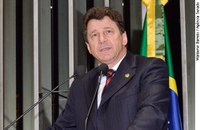 Ivo Cassol ataca isenção fiscal a hidrelétricas em Rondônia
