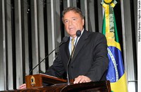 Para Alvaro Dias, disputa no Banco do Brasil é exemplo de 'modelo promíscuo' do PT