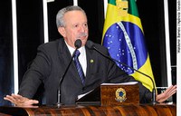 Energia eólica pode ser solução para Norte e Nordeste diz Benedito de Lira