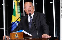 Luiz Henrique pede que governo federal renegocie dívida dos estados