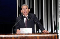 Paulo Davim apoia projeto que torna crime venda de bebidas alcoólicas para menores de 18 anos