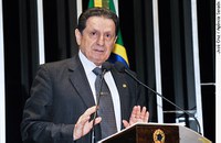 Mozarildo destaca bom uso de emendas parlamentares pela Universidade Federal de Roraima