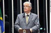 Requião acusa governador do Paraná de propaganda enganosa