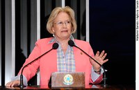 Ana Amélia critica corte de verba para ciência e tecnologia