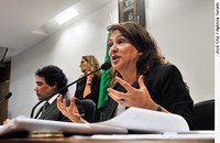 Abertura geral dos portos deve ser discutida em audiência pública