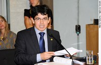 Despesas com livros técnicos poderão ser abatidas do IR