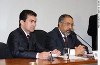 Empresa que pagar salário menor para mulher pode ser multada