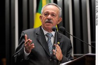 Benedito de Lira pede aprovação de proventos integrais a servidores aposentados por invalidez