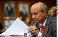 José Pimentel vai relatar projeto da nova previdência dos servidores federais