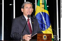 Paulo Davim faz homenagem às mulheres