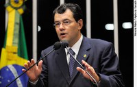 Eduardo Braga: exercer liderança do governo será desafio