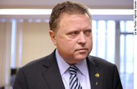 Bancada do PR anuncia saída da base de apoio ao governo