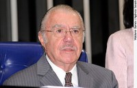 Sarney apresenta relatório de atividades legislativas de 2011
