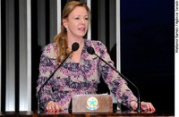 Vanessa Grazziotin defende projeto que muda critério de distribuição dos royalties do petróleo 