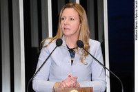 Vanessa Grazziotin alerta para venda do uso de terras indígenas a empresas estrangeiras